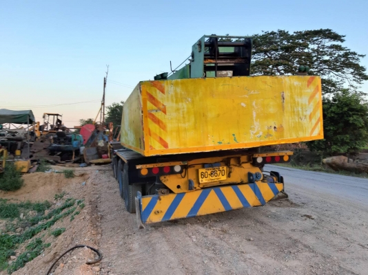 เครน KOBELCO 20 ตัน