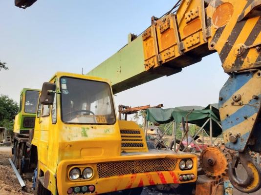 เครน KOBELCO 20 ตัน