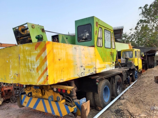 เครน KOBELCO 20 ตัน