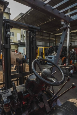 ขาย รถโฟล์คลิฟ ยี่ห้อ Toyota 6FD15  รุ่น 6 ขนาด 1.5 ต้น