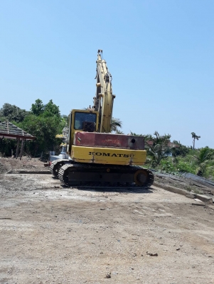 Komatsu PC 100-3 ซีเรียลสูง 20,&times;&times;&times; ตัวเดินขอบหนา เครื่องดี ปั๊มแรง แอร์ บูมไม่ร้าว ปุ้งกี๋สวย เอวแน่น ช่วงล่างดี ใบแทรก 70 cm โซ่สวย เฟรมหนา ลอนเลอร์ไม่แตก ตัวเดินเงียบ เอกสารใบซื้อขาย