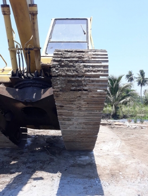 Komatsu PC 100-3 ซีเรียลสูง 20,&times;&times;&times; ตัวเดินขอบหนา เครื่องดี ปั๊มแรง แอร์ บูมไม่ร้าว ปุ้งกี๋สวย เอวแน่น ช่วงล่างดี ใบแทรก 70 cm โซ่สวย เฟรมหนา ลอนเลอร์ไม่แตก ตัวเดินเงียบ เอกสารใบซื้อขาย