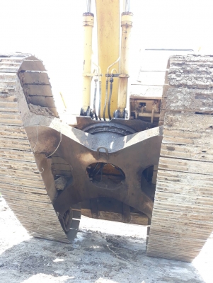 Komatsu PC 100-3 ซีเรียลสูง 20,&times;&times;&times; ตัวเดินขอบหนา เครื่องดี ปั๊มแรง แอร์ บูมไม่ร้าว ปุ้งกี๋สวย เอวแน่น ช่วงล่างดี ใบแทรก 70 cm โซ่สวย เฟรมหนา ลอนเลอร์ไม่แตก ตัวเดินเงียบ เอกสารใบซื้อขาย