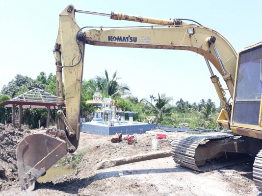 Komatsu PC 100-3 ซีเรียลสูง 20,&times;&times;&times; ตัวเดินขอบหนา เครื่องดี ปั๊มแรง แอร์ บูมไม่ร้าว ปุ้งกี๋สวย เอวแน่น ช่วงล่างดี ใบแทรก 70 cm โซ่สวย เฟรมหนา ลอนเลอร์ไม่แตก ตัวเดินเงียบ เอกสารใบซื้อขาย