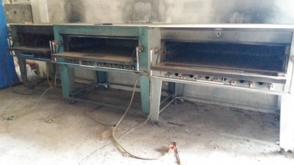 ขายเตาอบอาหาร3ตัวๆละ12000ปากกว้าง1เมตรระบบแก็ส