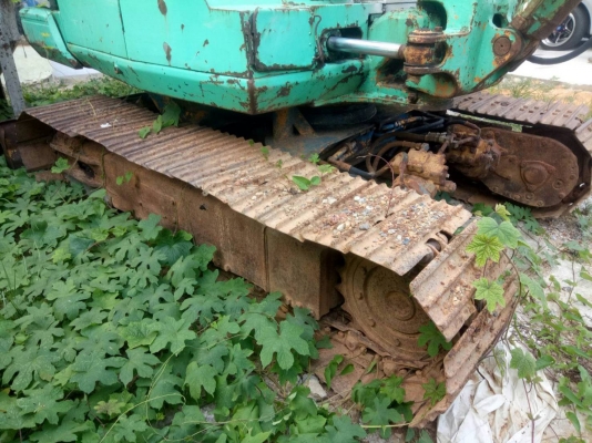 ขายแบคโฮ KOMATSU PC40-3 ตัวเดินรุ่น1 ราคา180,000 ขายแบคโฮ KOMATSU PC40-3 ตัวเดินรุ่น1 ราคา180,000