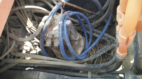 ขาย แบคโฮ HITACHI ZX200-5G ปี 55 เล่มทะเบียนครบ ใช้งาน 9,000 ชม. รถสวยเต็มทุกระบบ แอร์หนาว ราคาคุยกันได้ครับ ขาย แบคโฮ HITACHI ZX200-5G ปี 55 เล่มทะเบียนครบ ใช้งาน 9,000 ชม. รถสวยเต็มทุกระบบ แอร์หนาว ราคาคุยกันได้ครับ