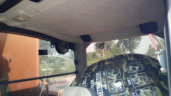 ขาย แบคโฮ HITACHI ZX200-5G ปี 55 เล่มทะเบียนครบ ใช้งาน 9,000 ชม. รถสวยเต็มทุกระบบ แอร์หนาว ราคาคุยกันได้ครับ ขาย แบคโฮ HITACHI ZX200-5G ปี 55 เล่มทะเบียนครบ ใช้งาน 9,000 ชม. รถสวยเต็มทุกระบบ แอร์หนาว ราคาคุยกันได้ครับ