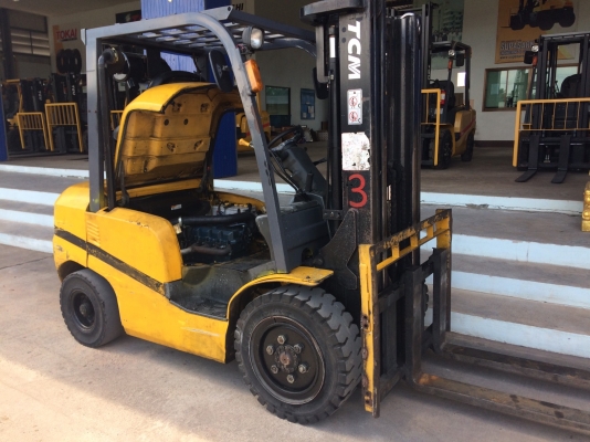 อาร์ ซี เอช   โฟรคลิฟท์ ขาย ทีซีเอ็ม 3 ตัน ดีเซล