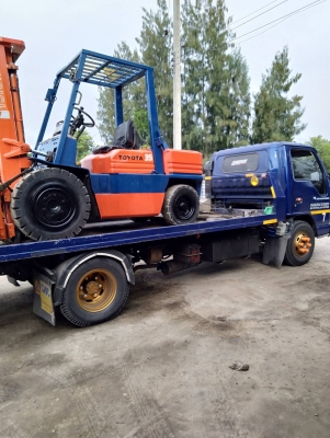 รถฟอร์คลิฟต์ TOYOTA 5FD35 รถเก่านอกนำเข้า ยังไม่เคยใช้งานในไทย ยก 3.5 ตัน ยกสูง 3 เมตร สภาพดี พร้อมใช้งาน มีเอกสารใบอินวอยซ์