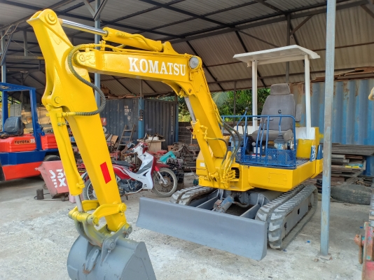 รถแบคโฮ KOMATSU PC20-6 รถเก่านอกนำเข้า ยังไม่เคยใช้งานในไทย ชม.ทำงานน้อย เครื่องดี ปั๊มดี แท็กยางใหม่ สภาพดีพร้อมใช้งาน มีเอกสารใบอินวอยซ์
