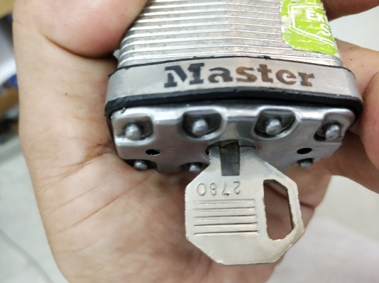 ขายแม่กุญแจขนาด50 mm. MASTER MADE IN USA. ขายแม่กุญแจขนาด50 mm. MASTER MADE IN USA.