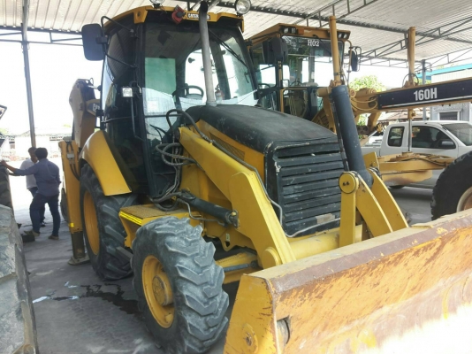 ขายรถตักหน้าขุดหลัง CAT ราคา 780000