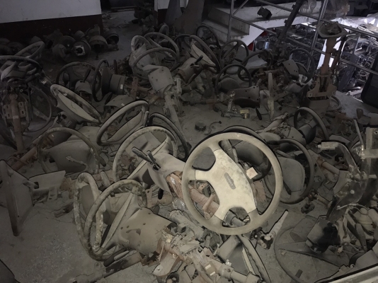 ขายเหมาอะไหล่รถเก่า ปรับราคาเหลือกิโลละ 13 บาท ขายเหมาอะไหล่รถเก่า ปรับราคาเหลือกิโลละ 13 บาท