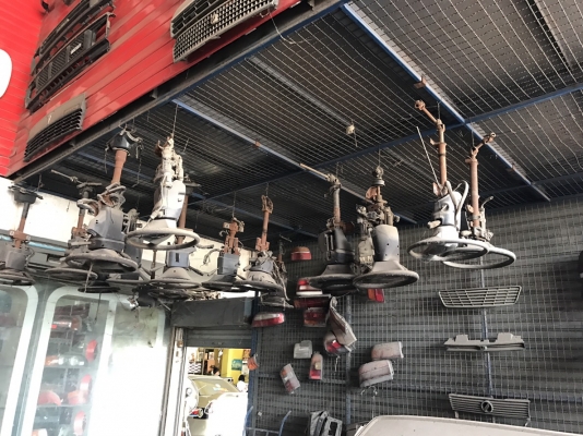 ขายเหมาอะไหล่รถเก่า ปรับราคาเหลือกิโลละ 13 บาท ขายเหมาอะไหล่รถเก่า ปรับราคาเหลือกิโลละ 13 บาท