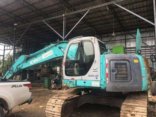 ขายรถแบคโฮ KOBELCO SK235SR เทียบเท่าSK200MARK-6 มีระบบหัวกระแทก ไม่มีบุ้งกี๋ ราคา 550000