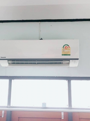 ขายแอร์LG 9000BTUอุปกรครบเพื่องถอดมา