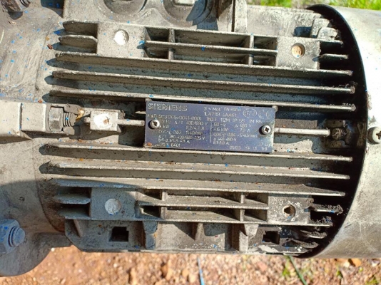 ถังกวน สแตนเลส 1,500 ลิตร