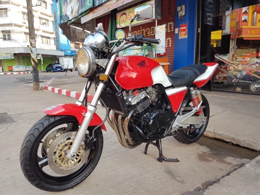 ขาย HONDA CB400 ปี1994 ทะเบียนแท้พร้อมโอน เก็บงานใหม่สีสวย ท้ายเเต่งเทค3 ปั๊มบนแต่ง โซ่สเตอร์ใหม่ รา