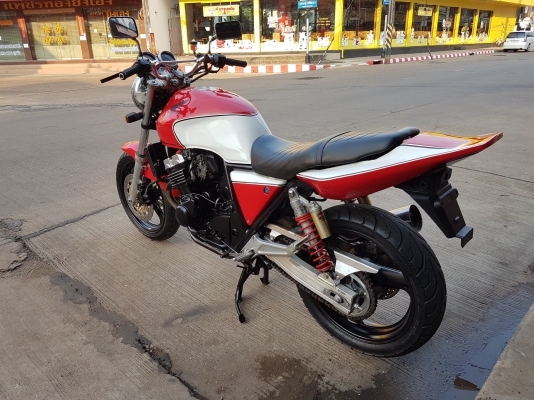 ขาย HONDA CB400 ปี1994 ทะเบียนแท้พร้อมโอน เก็บงานใหม่สีสวย ท้ายเเต่งเทค3 ปั๊มบนแต่ง โซ่สเตอร์ใหม่ รา