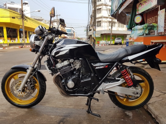 ขาย HONDA CB400 ปี96 เวอร์ชั่นS เดิมๆ เก็บงานสีใหม่ทั้งคัน เครื่องดีพร้อมใช้งาน อินวอยส์ สรรพสามิตร ขาย HONDA CB400 ปี96 เวอร์ชั่นS เดิมๆ เก็บงานสีใหม่ทั้งคัน เครื่องดีพร้อมใช้งาน อินวอยส์ สรรพสามิตร