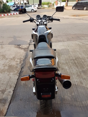 ขาย HONDA CB400 ปี96 เวอร์ชั่นS เดิมๆ เก็บงานสีใหม่ทั้งคัน เครื่องดีพร้อมใช้งาน อินวอยส์ สรรพสามิตร 