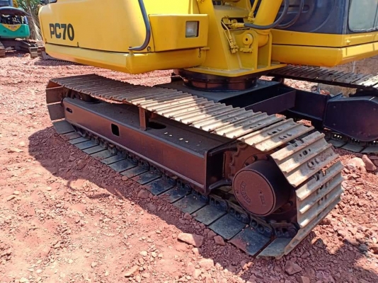 ขายจ้า..KOMATSU PC70-7 เก่านอกแท้  สภาพสวย เครื่องปั๊มดี  7,xxxชั่วโมง มีลายแย๊ก พร้อมใช้ โทร 089-3818694 จ๊อย