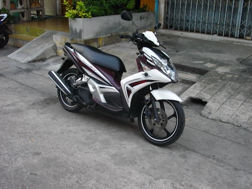 ขาย Nouvo Sx 125 หัวฉีด ตัวท๊อป ล้อแม็ก ขับแค่9000โล เครื่องเทพ ราคา 25000 บาท ขาย Nouvo Sx 125 หัวฉีด ตัวท๊อป ล้อแม็ก ขับแค่9000โล เครื่องเทพ ราคา 25000 บาท