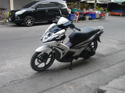 ขาย Nouvo Sx 125 หัวฉีด ตัวท๊อป ล้อแม็ก ขับแค่9000โล เครื่องเทพ ราคา 25000 บาท ขาย Nouvo Sx 125 หัวฉีด ตัวท๊อป ล้อแม็ก ขับแค่9000โล เครื่องเทพ ราคา 25000 บาท