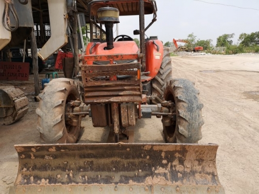 ขายเครื่องจักรหลายรายการ  แนะนำลูกค้ามีค่าคอมพ์ให้ครับ