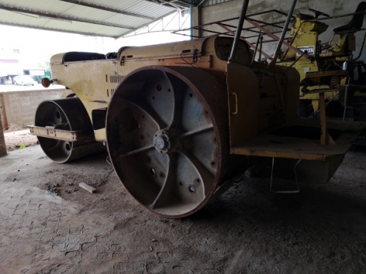 ขายเครื่องจักรหลายรายการ  แนะนำลูกค้ามีค่าคอมพ์ให้ครับ