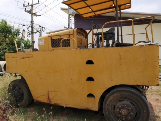 ขายเครื่องจักรหลายรายการ  แนะนำลูกค้ามีค่าคอมพ์ให้ครับ