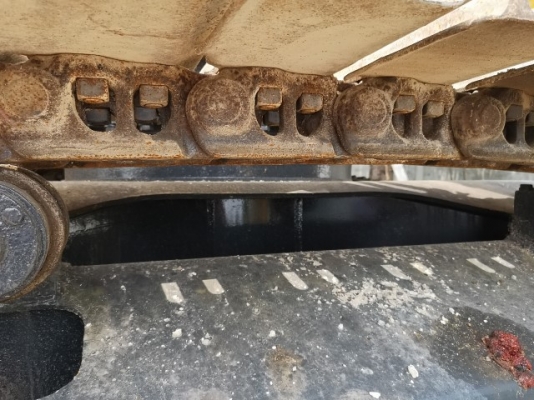 ขายเครื่องจักรหลายรายการ  แนะนำลูกค้ามีค่าคอมพ์ให้ครับ