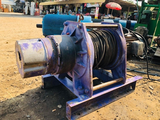 รอกกว้านสลิงไฟฟ้า COMEUP รุ่น CWG-30750 ยก 2200 kg มอเตอร์ 7.5 HP 380V สภาพสวยพร้อมใช้ รอกกว้านสลิงไฟฟ้า COMEUP รุ่น CWG-30750 ยก 2200 kg มอเตอร์ 7.5 HP 380V สภาพสวยพร้อมใช้