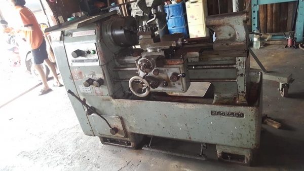 ขายครับขาย tuda 360 x 600 หัวจับ 9" รูผ่าน 2" ขายตามสภาพ ใช้งานได้ปกติ มีเพลาตัด feed ระบบเบรคตั้งแต่เกิด ไฟ 380 v 40000 บาท 0814583376 เอก ขายครับขาย tuda 360 x 600 หัวจับ 9" รูผ่าน 2" ขายตามสภาพ ใช้งานได้ปกติ มีเพลาตัด feed ระบบเบรคตั้งแต่เกิด ไฟ 380 v 40000 บาท 0814583376 เอก