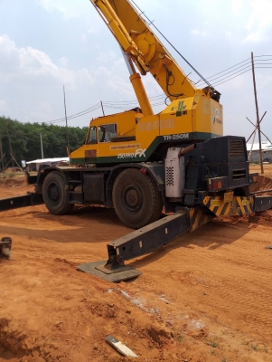 ขายด่วน รถเครน TADANO TR 250M-5 (25 ตัน) พร้อมทะเบียน เจ้าของขายเอง
