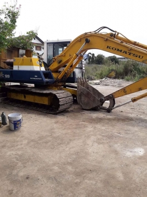 KOMATSU PC 100-3 KOMATSU PC 100-3