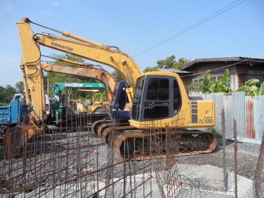 PC130-6 KOMATSU ราคา1,050,000บาท แอร์เย็น ช่วงล่างใหม่,มีไลน์ไปปิ้ง สนใจโทรหาที่เบอร์ 081-989-1989 หรั่งครับ