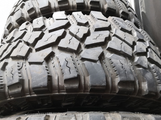 ขายยาง Cooper stt pro ดอกเต็มมากหนาๆทุกเส้น สภาพสวย 4เส้น ขายยาง Cooper stt pro ดอกเต็มมากหนาๆทุกเส้น สภาพสวย 4เส้น