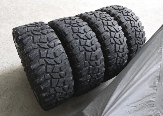 ขายยาง Cooper stt pro ดอกเต็มมากหนาๆทุกเส้น สภาพสวย 4เส้น ขายยาง Cooper stt pro ดอกเต็มมากหนาๆทุกเส้น สภาพสวย 4เส้น