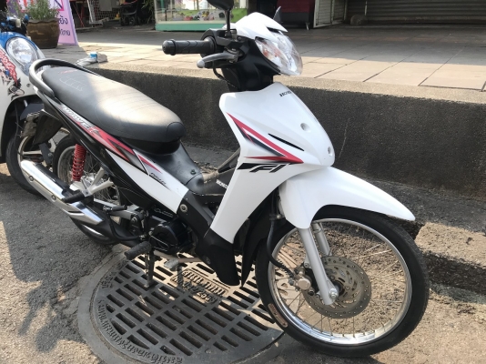 ขายรถปี61 Honda Wave110i เครื่องหัวฉีด ดิสเบรค รถพร้อมใช้ เอกสารเล่มทะเบียนครบ ม.เกษตร บางเขน กทม.ขา