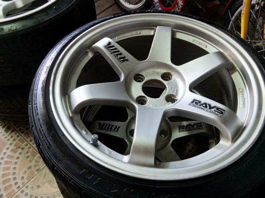 ขายแม๊กขอบ17นิ้วพร้อมยาง สภาพสวยพร้อมใช้