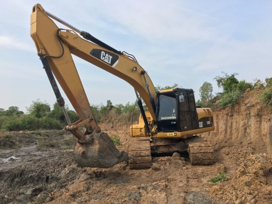 ขาย CAT 320 D gc
