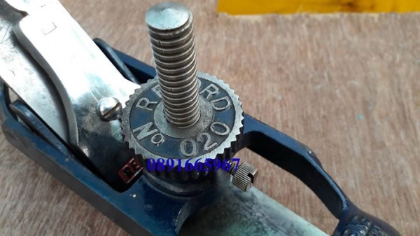 กบไสโค้ง กบไสโค้ง