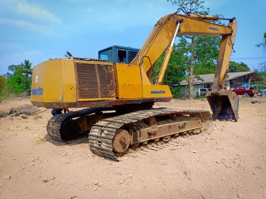 KOMATSU PC 200-5 KOMATSU PC 200-5