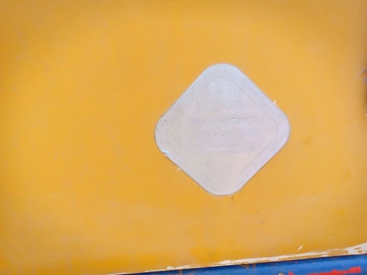 KOMATSU PC 200-5 KOMATSU PC 200-5