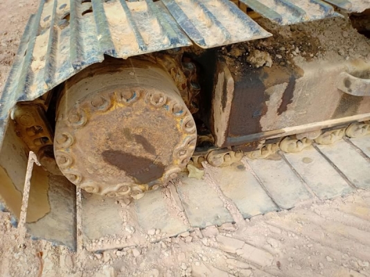 KOMATSU PC 200-5 KOMATSU PC 200-5