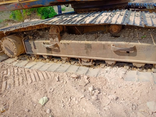 KOMATSU PC 200-5 KOMATSU PC 200-5