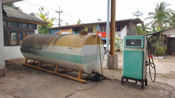 ขาย ถังน้ำมัน 10,000 ลิตร พร้อมมิเตอร์หัวจ่าย