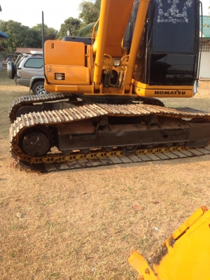 ขายแบคโฮKOMATSU PC200-6 ไฟเต็มโซ่พึ่งเปลี่ยนสภาพดีเอกสารอินวอยราคา 830,000 ขายแบคโฮKOMATSU PC200-6 ไฟเต็มโซ่พึ่งเปลี่ยนสภาพดีเอกสารอินวอยราคา 830,000